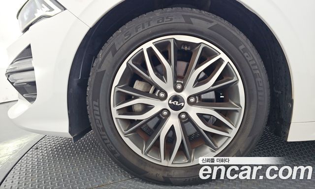 Kia K5 2022 — photo 5