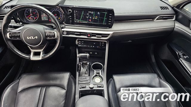 Kia K5 2022 — photo 10