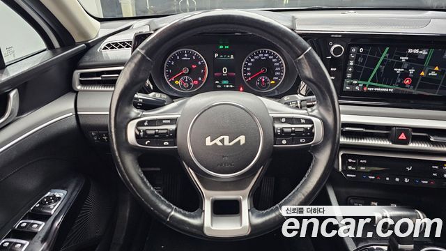 Kia K5 2022 — photo 19