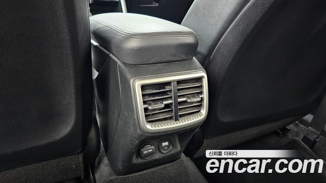 Kia K5 2022 — photo 25