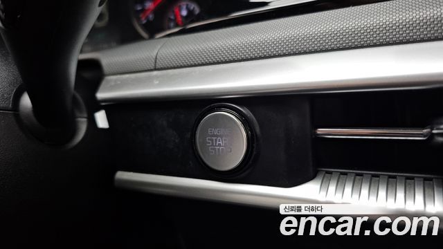 Kia K5 2022 — photo 31