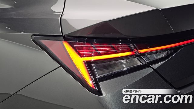 Hyundai AVANTE 2023 — photo 9