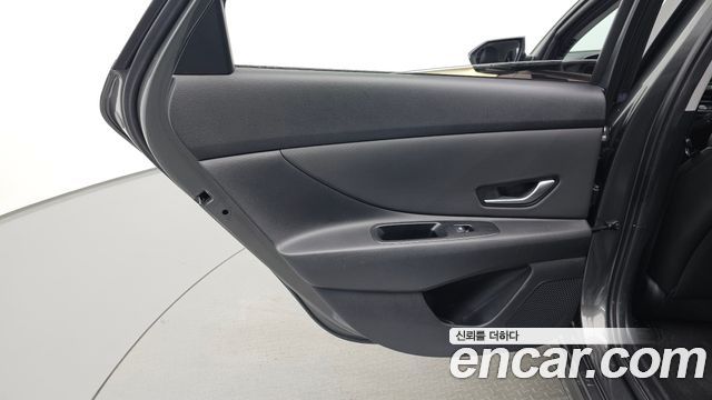 Hyundai AVANTE 2023 — photo 15