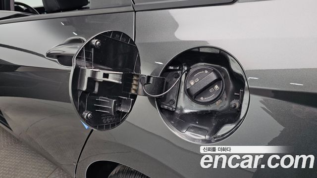 Hyundai AVANTE 2023 — photo 32