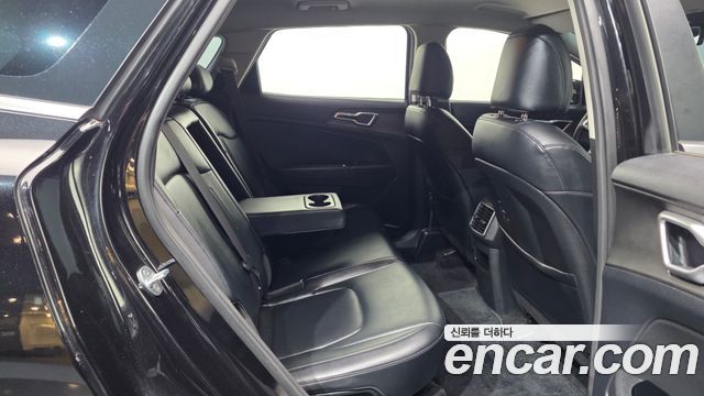 Kia Sportage 2023 — photo 12