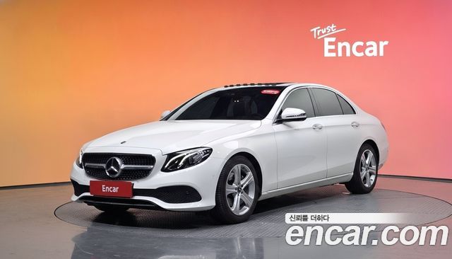 Mercedes-Benz E-Class 2018 — photo 1