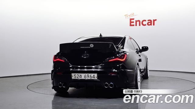 Hyundai Genesis 2010 — photo 4