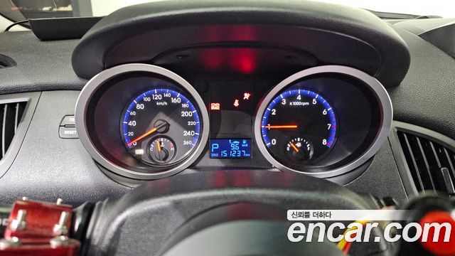 Hyundai Genesis 2010 — photo 8