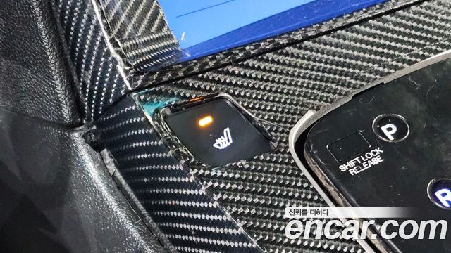 Hyundai Genesis 2010 — photo 18