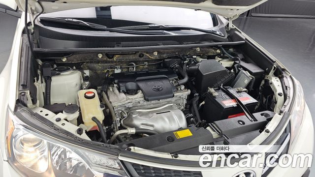 Toyota RAV4 2014 — photo 6