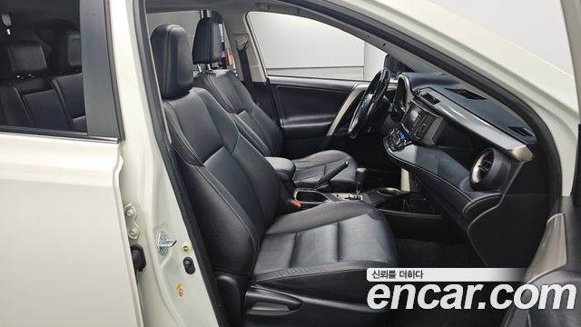Toyota RAV4 2014 — photo 10