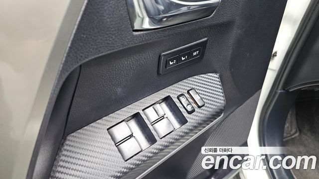 Toyota RAV4 2014 — photo 16
