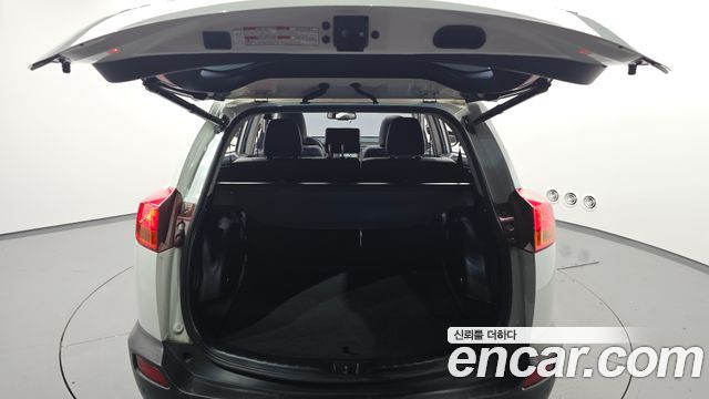 Toyota RAV4 2014 — photo 20