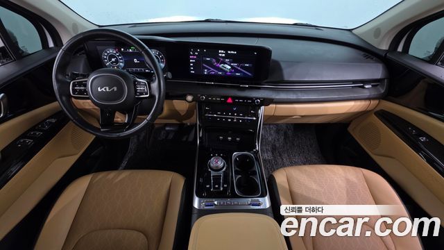 Kia Canival 2023 — photo 7