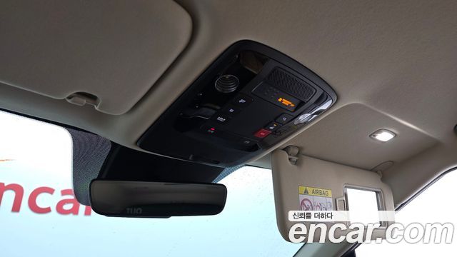 Kia Canival 2023 — photo 20