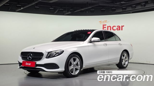 Mercedes-Benz E-Class 2017 — photo 1
