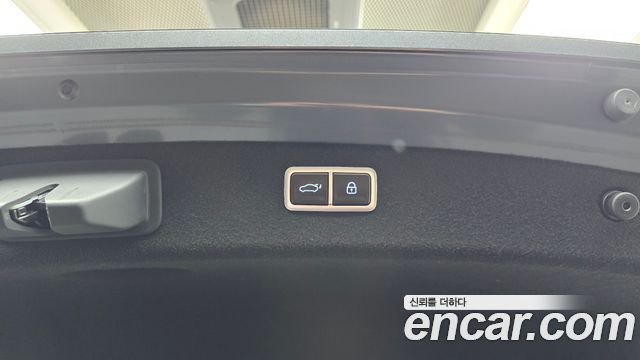 Genesis G80 2021 — photo 30