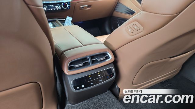 Genesis G80 2021 — photo 32