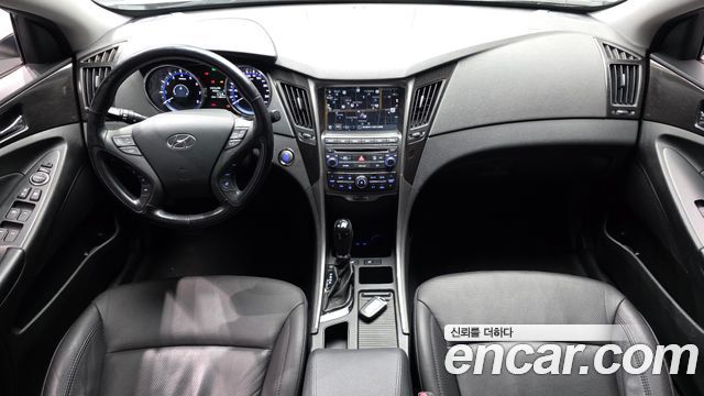 Hyundai Sonata 2013 — photo 10
