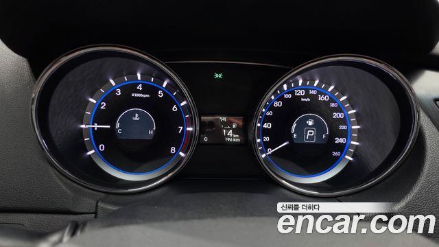 Hyundai Sonata 2013 — photo 11