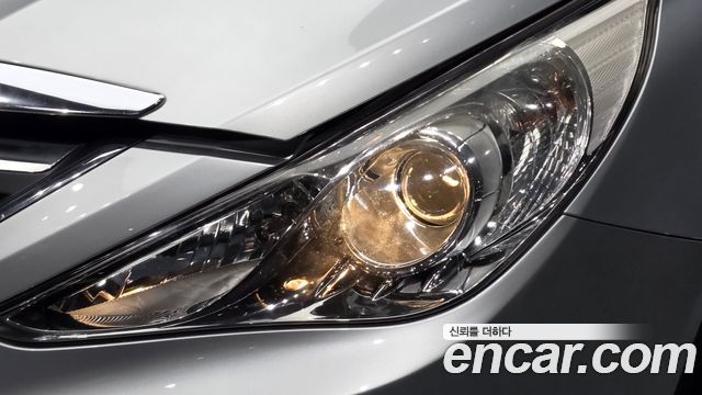 Hyundai Sonata 2013 — photo 8