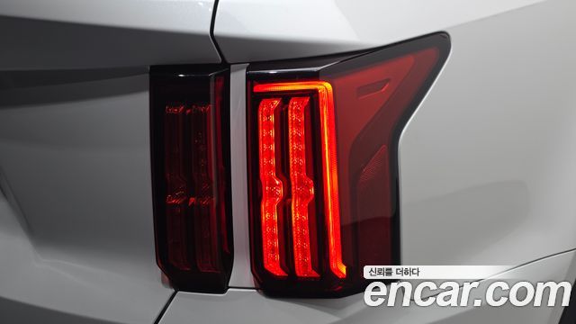 Kia Sorento 2023 — photo 9