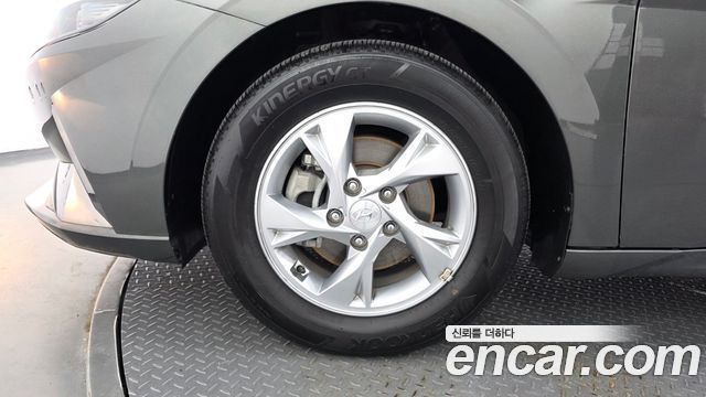 Hyundai AVANTE 2021 — photo 5