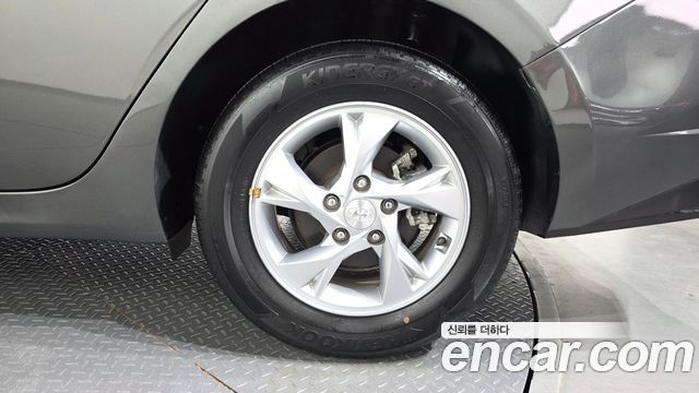 Hyundai AVANTE 2021 — photo 7