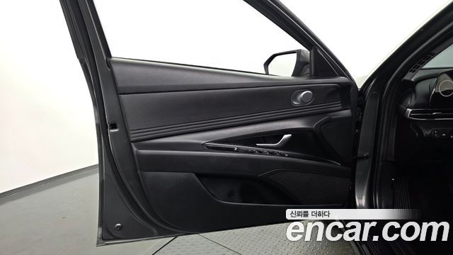 Hyundai AVANTE 2021 — photo 14