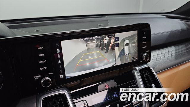 Kia Sorento 2021 — photo 16