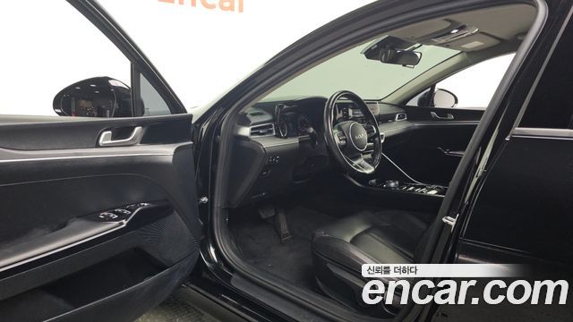 Kia K5 2023 — photo 13