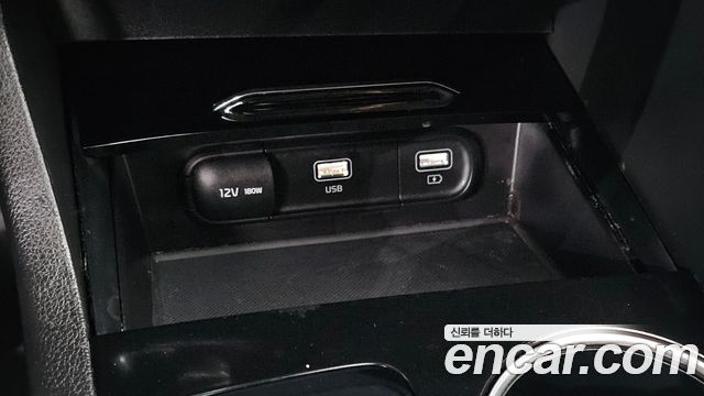 Kia K5 2023 — photo 28