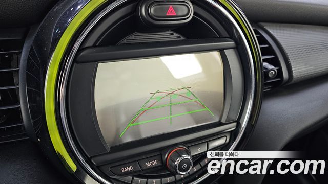 Mini Cooper 2015 — photo 13