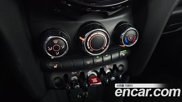 Mini Cooper 2015 — photo 16
