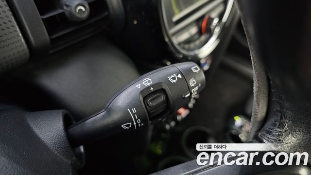 Mini Cooper 2015 — photo 18
