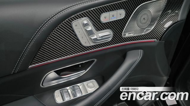 Mercedes-Benz GLE-Class 2021 — photo 21