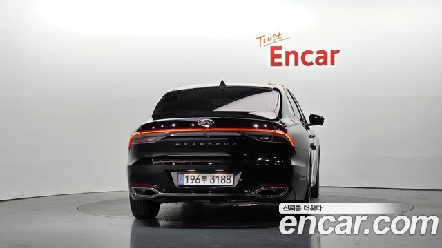 Hyundai Grandeur 2023 — photo 4