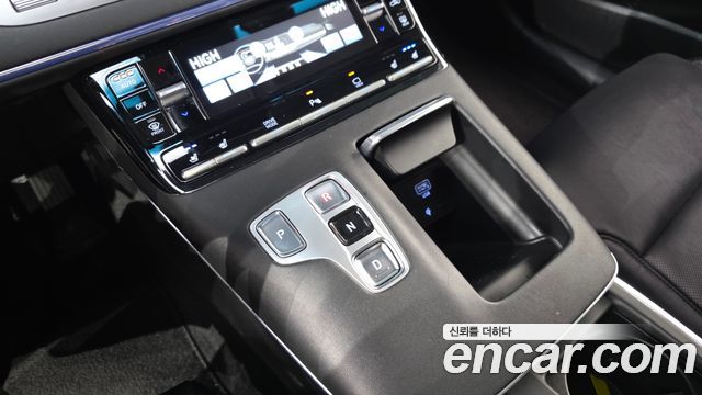 Hyundai Grandeur 2023 — photo 12