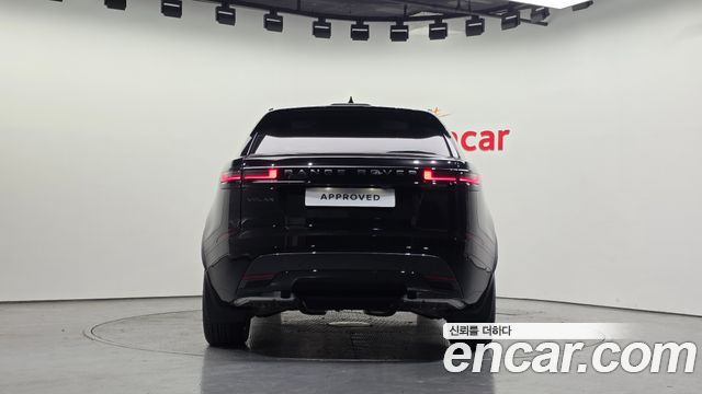Land Rover Range Rover Velar 2026 — photo 6