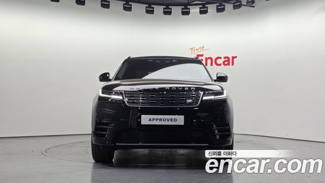 Land Rover Range Rover Velar 2026 — photo 7