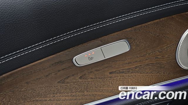 Mercedes-Benz E-Class 2019 — photo 25