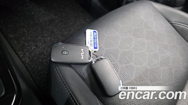 Kia Seltos 2023 — photo 21