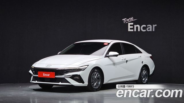 Hyundai AVANTE 2024 — photo 1