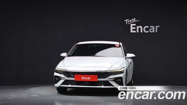Hyundai AVANTE 2024 — photo 3