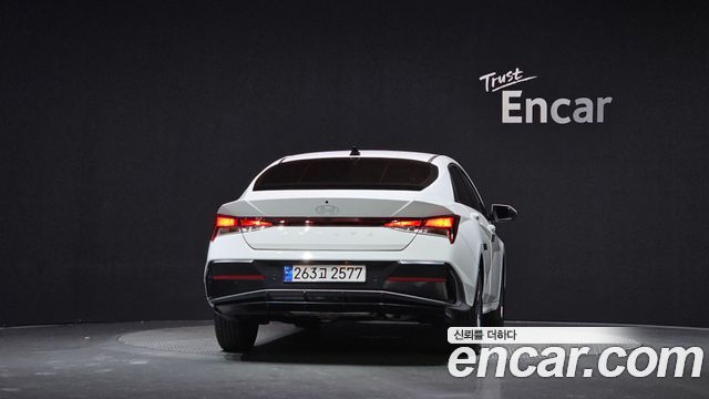 Hyundai AVANTE 2024 — photo 4