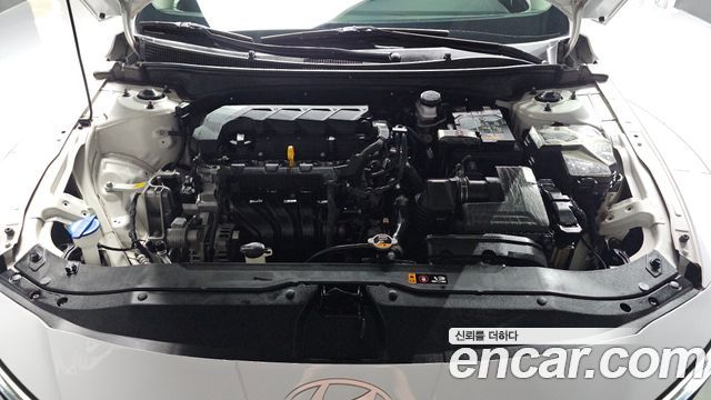 Hyundai AVANTE 2024 — photo 6
