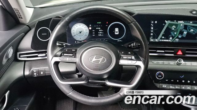 Hyundai AVANTE 2024 — photo 19