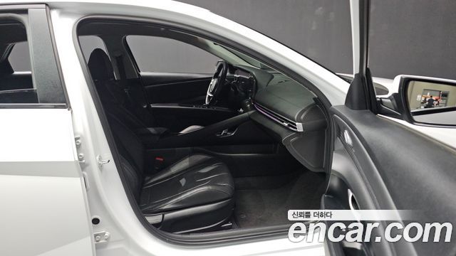 Hyundai AVANTE 2024 — photo 23