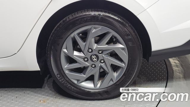 Hyundai AVANTE 2024 — photo 7