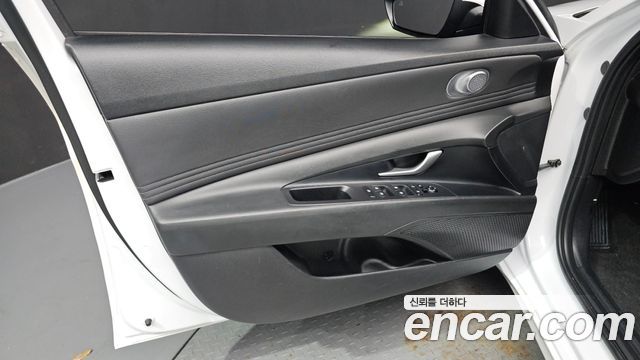 Hyundai AVANTE 2024 — photo 14